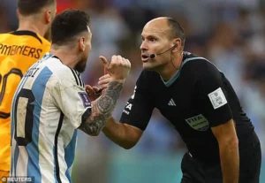Messi Chỉ Trích Trọng Tài